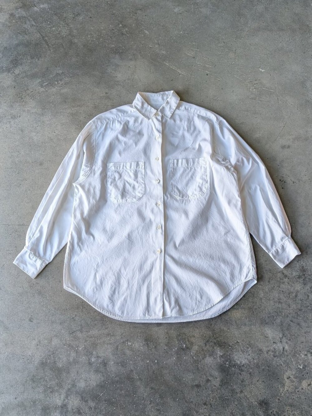 Vintage 80s Banana Republic Safari & Travel Clothing Co White Button Down Shirt